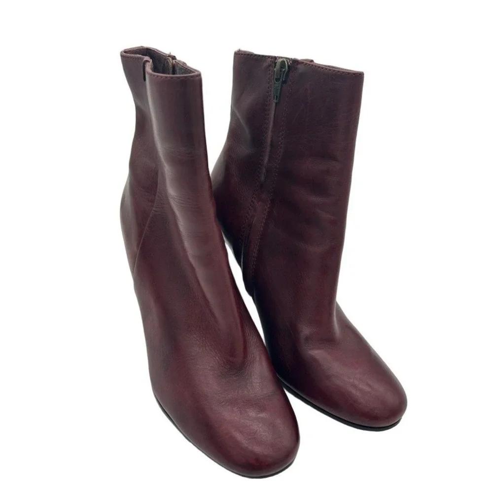 Frye Ankle Boots Women's Size 7 M Burgundy Leather Block Heel Zip